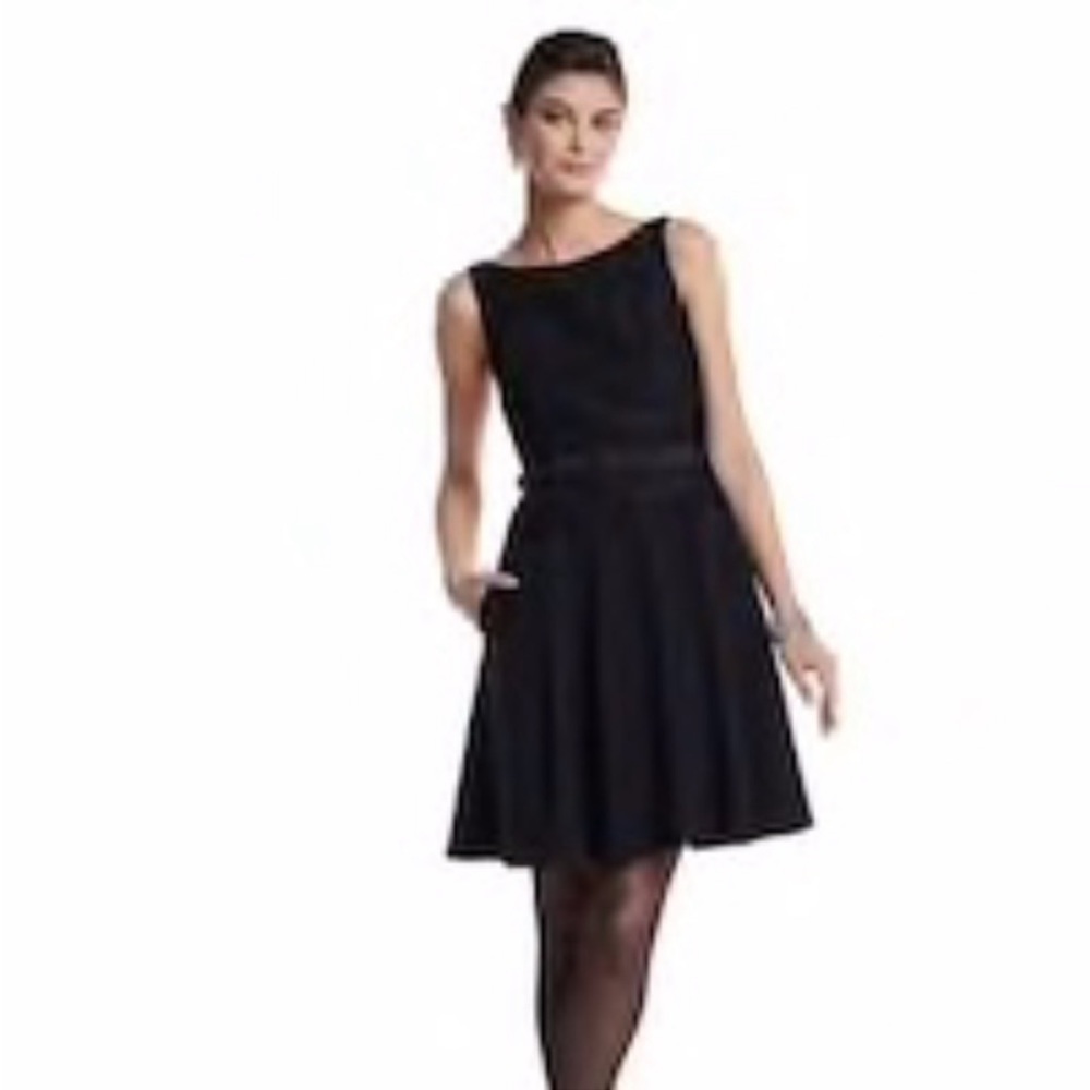 WHBM Black Lace & Taffeta Sleeveless Dress Size 14